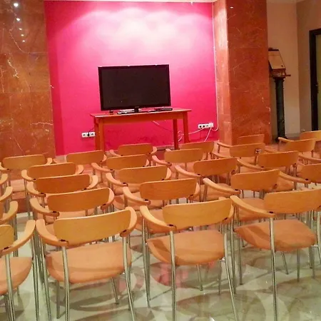 Hotel Residencia Universitaria San Agustin *